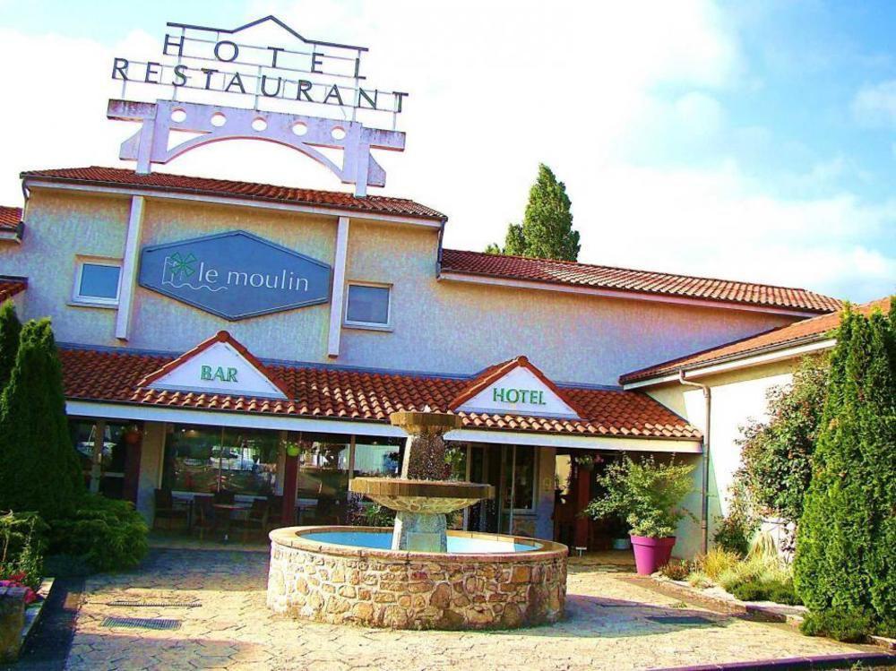 Logis Hotel Le Moulin Des Gardelles Riom Ngoại thất bức ảnh